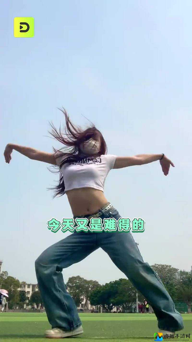 练舞时被教官c到腿软：那些让我们蜕变的流汗瞬间