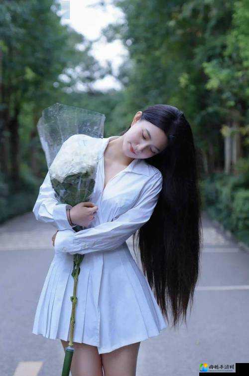 校花🌸吊起来揉搓双乳微博 的爆火背后：我们需要怎样的网络表达